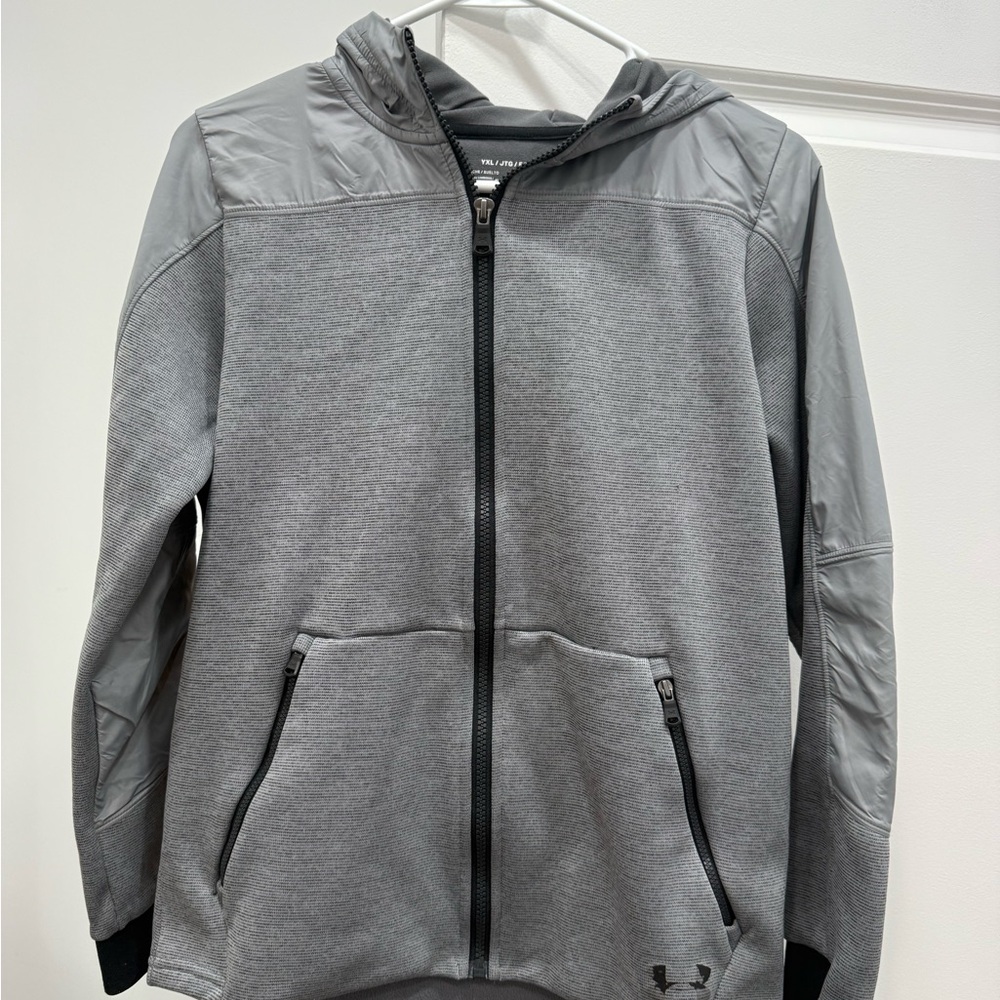 Under Armour Gray Windbreaker Athletic Fit